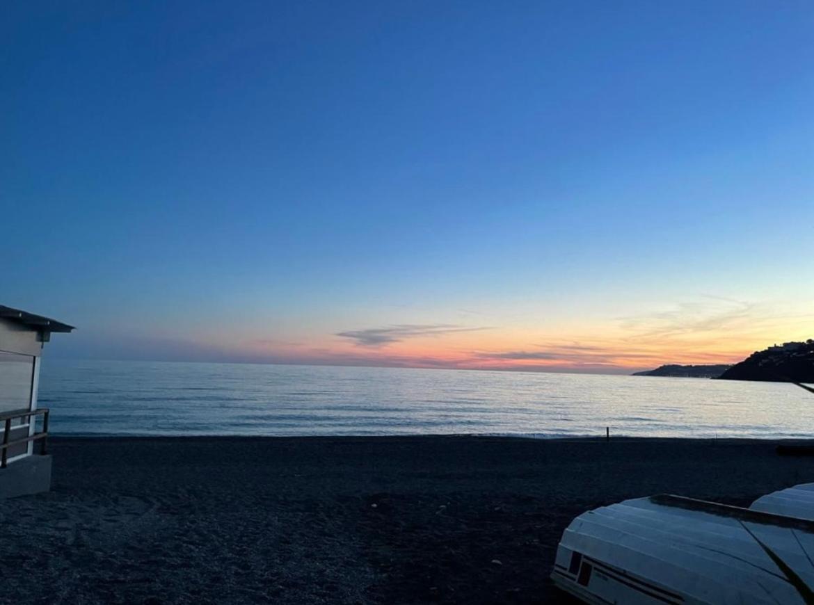 Apartamento Playa De La Guardia Salobreña Exteriör bild